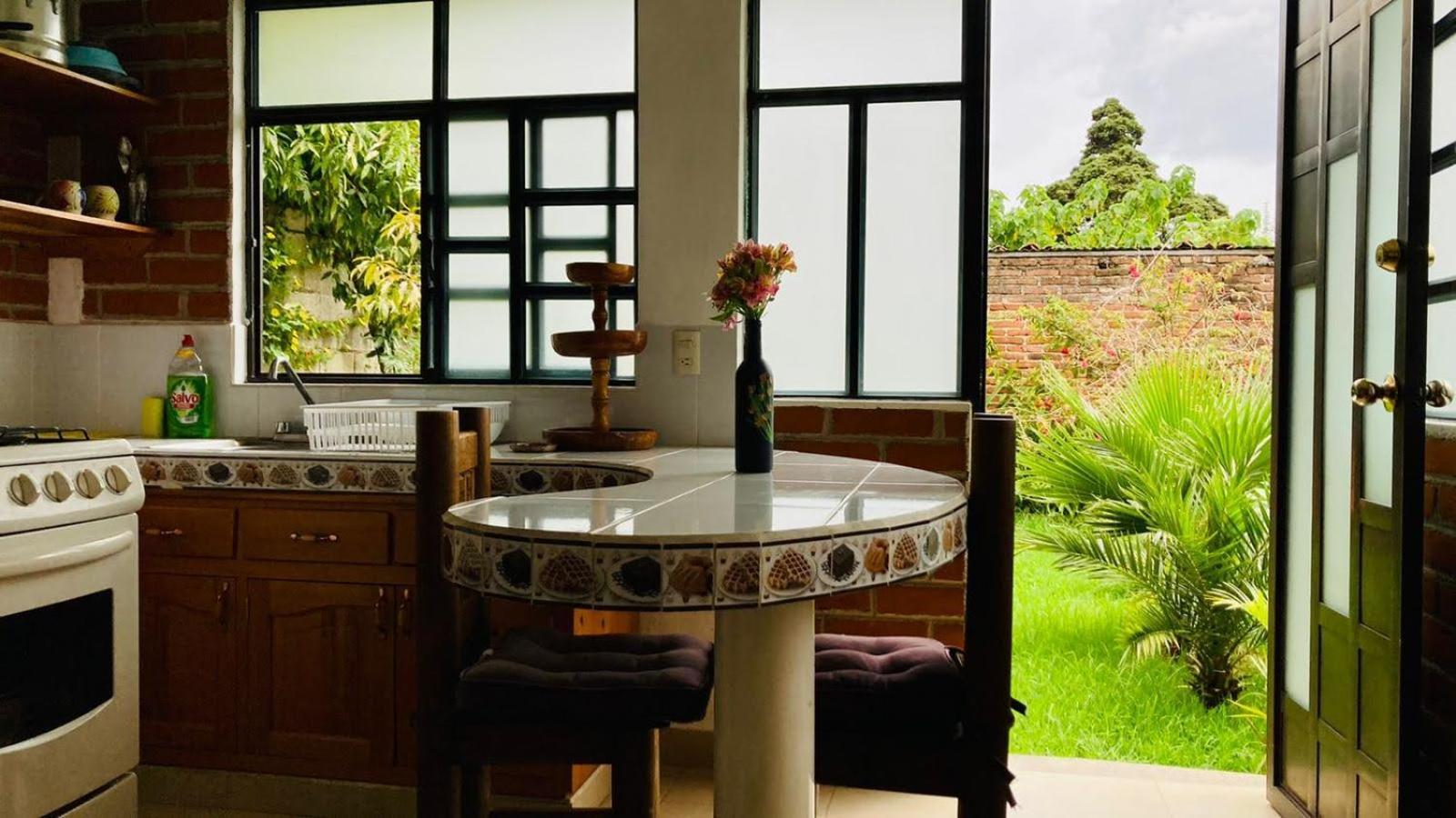 Casa Flor De Vida Hotel ซานกริสโตบัล เด ลาสกาซาส ภายนอก รูปภาพ
